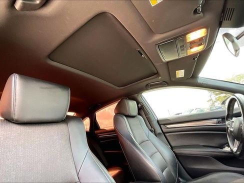 Used 2019 Honda Accord Sport image 28