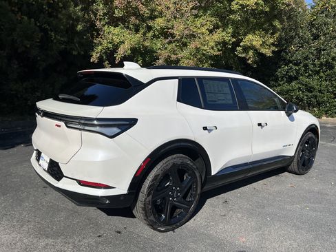 New 2025 Chevrolet Equinox EV RS w/ Active Safety Package 3 image 11