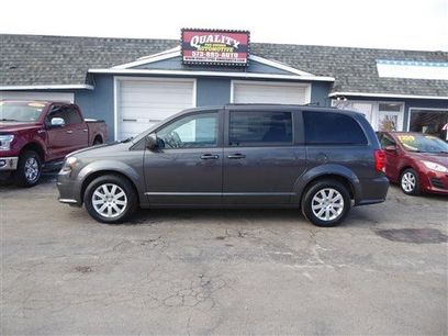 Used 2018 Dodge Grand Caravan SE
