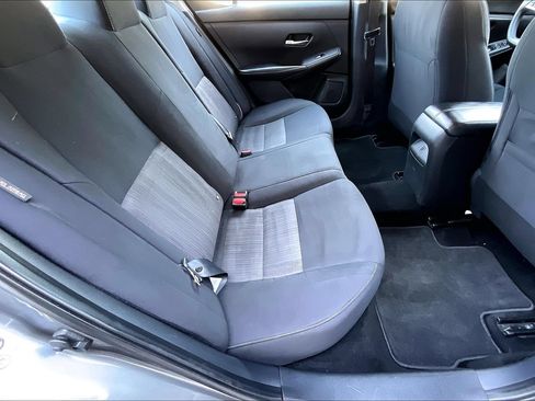 Used 2023 Nissan Sentra SV FWD image 21