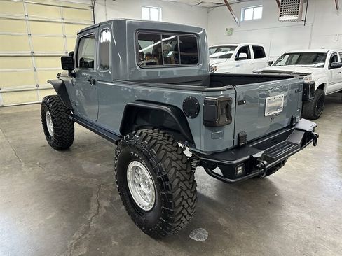 Used 2013 Jeep Wrangler Unlimited Rubicon AWD/4WD image 6