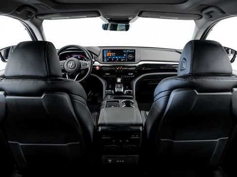 Certified 2025 Acura MDX w/ Technology Package image 18