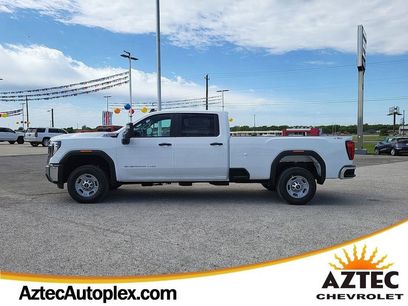 New 2024 GMC Sierra 2500 Pro