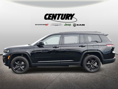 Used 2023 Jeep Grand Cherokee L Laredo AWD/4WD image 7