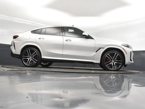 New 2026 BMW X6 xDrive40i w/ Climate Comfort Package image 43