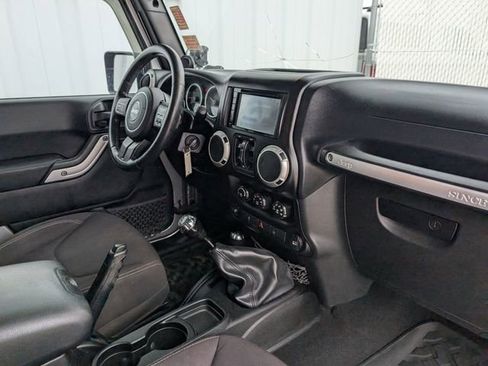 Used 2013 Jeep Wrangler Unlimited Sahara w/ Trailer Tow Group image 28