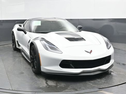 Used 2017 Chevrolet Corvette Grand Sport RWD image 5