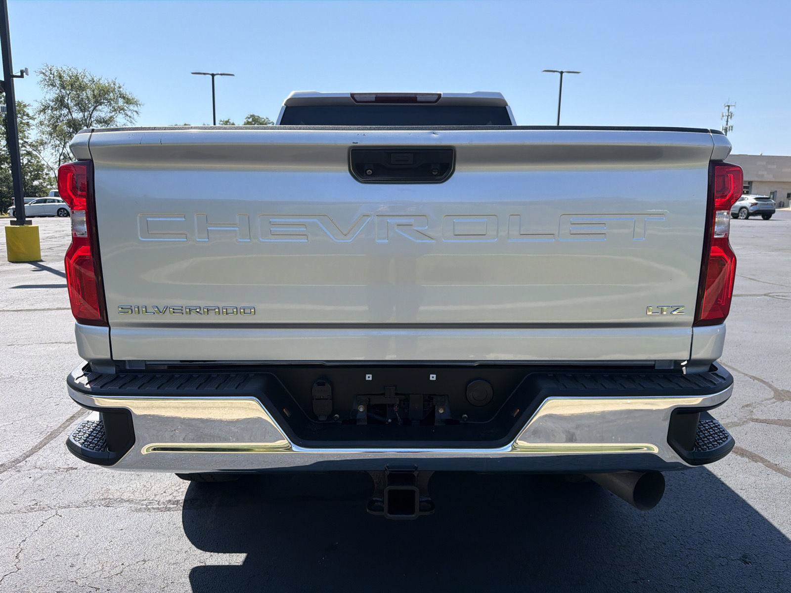 Used 2020 Chevrolet Silverado 2500 LTZ AWD/4WD image 4