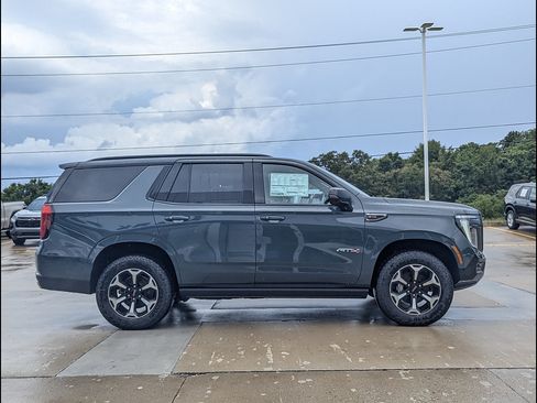 New 2026 GMC Yukon AT4 w/ AT4 Premium Plus Package AWD/4WD image 6