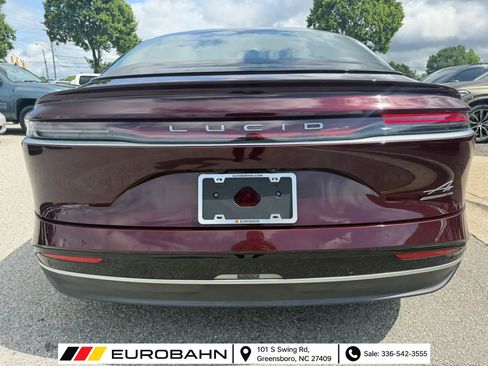 Used 2024 Lucid Air Touring AWD/4WD image 4