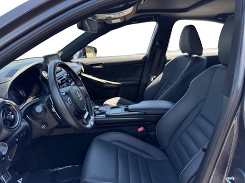 Used 2023 Lexus IS 350 F Sport w/ Memory Package RWD image 9