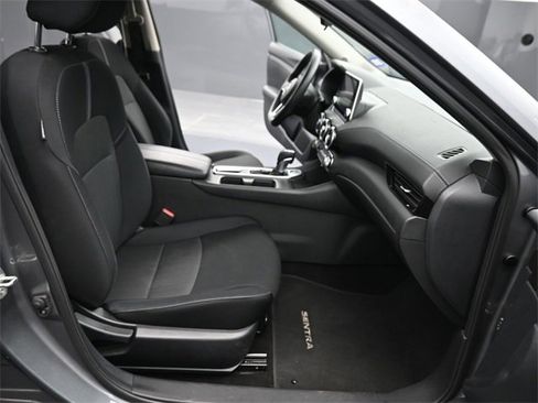 Used 2024 Nissan Sentra SV image 16