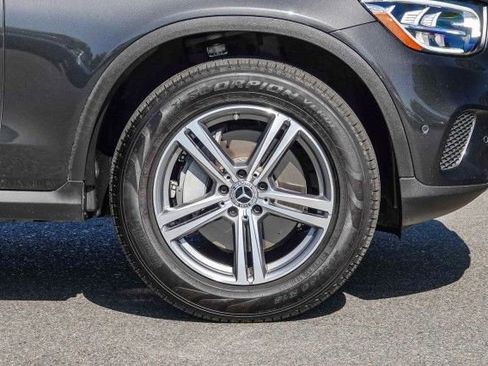 Certified 2022 Mercedes-Benz GLC 300 image 11