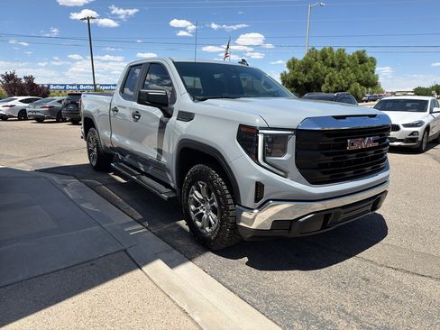 Used 2025 GMC Sierra 1500 Pro w/ Pro Value Package AWD/4WD image 4