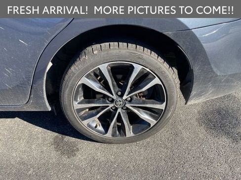 Certified 2018 Toyota Corolla SE w/ SE Premium Package image 9