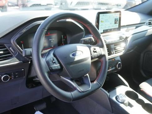 Used 2025 Ford Escape ST-Line AWD/4WD image 18