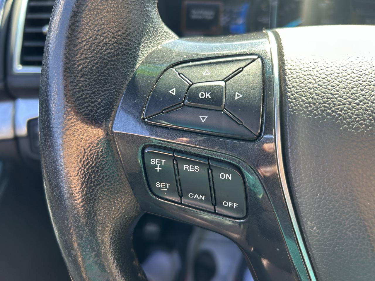 Used 2016 Ford Explorer Limited w/ Equipment Group 301A AWD/4WD image 19