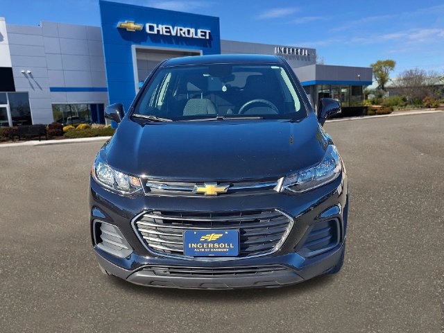Used 2022 Chevrolet Trax LS w/ Tint and Cruise Package AWD/4WD image 21