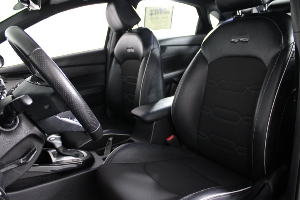 Used 2023 Kia Forte GT-Line w/ GT-Line Premium Package FWD image 17