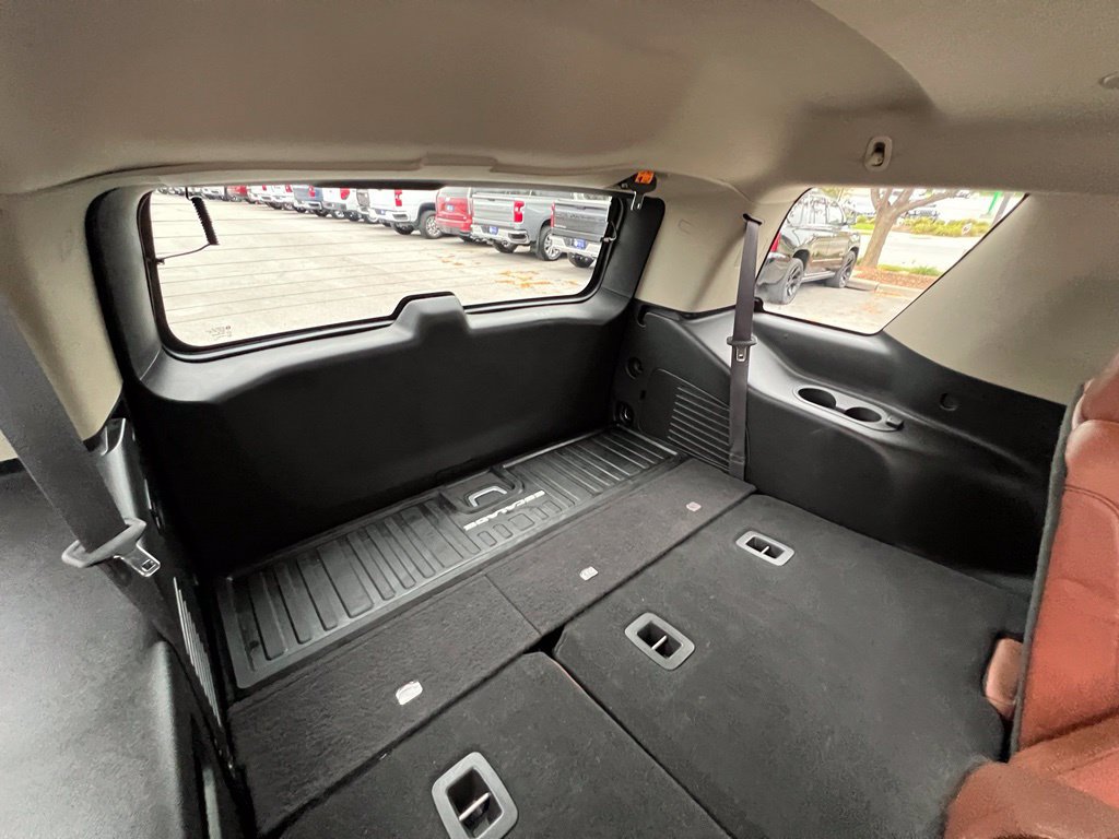 Used 2017 Cadillac Escalade Luxury AWD/4WD image 29