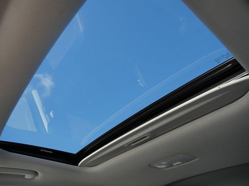 Certified 2023 Hyundai Kona Limited w/ Cargo Package image 34