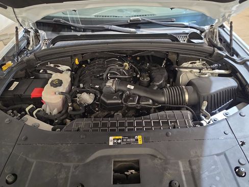 Used 2023 Jeep Grand Cherokee Limited w/ MOPAR Finishing Package AWD/4WD image 17