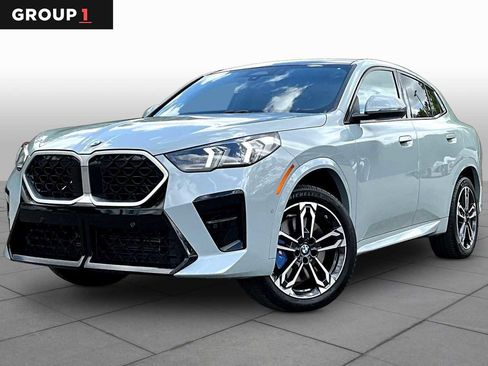 Certified 2025 BMW X2 xDrive28i AWD/4WD image 1