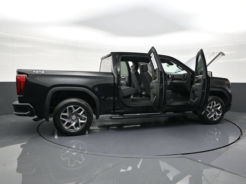 Used 2023 GMC Sierra 1500 Elevation RWD image 25