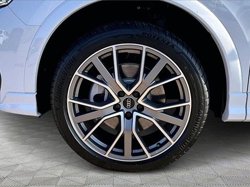 Used 2025 Audi Q3 2.0T Premium Plus w/ Premium Plus Package image 8