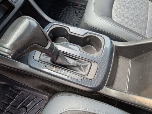 Used 2017 Chevrolet Colorado Z71 AWD/4WD image 10