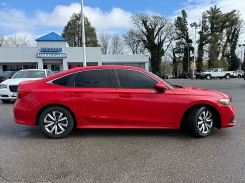 Used 2022 Honda Civic LX image 3