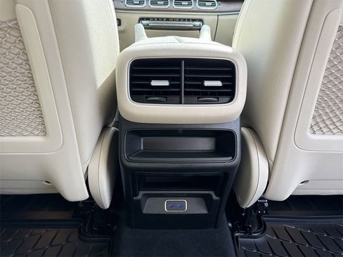 Certified 2025 Mercedes-Benz GLE 450e 4MATIC image 24