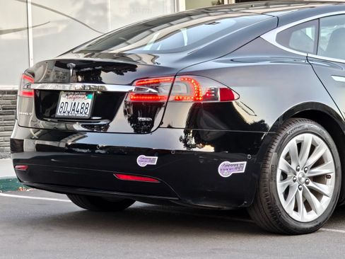 Used 2018 Tesla Model S 75D AWD/4WD image 6