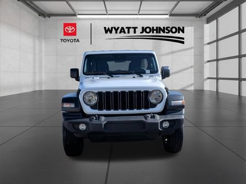 Used 2024 Jeep Wrangler Unlimited Sport AWD/4WD image 8