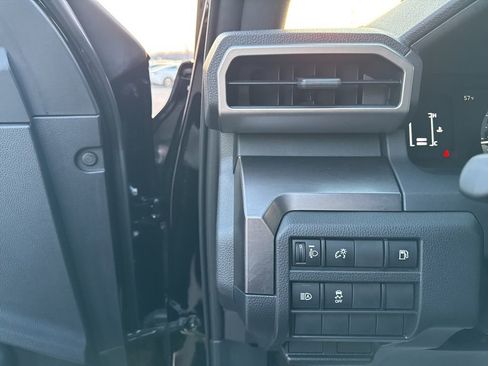 Used 2025 Toyota 4Runner SR5 image 12