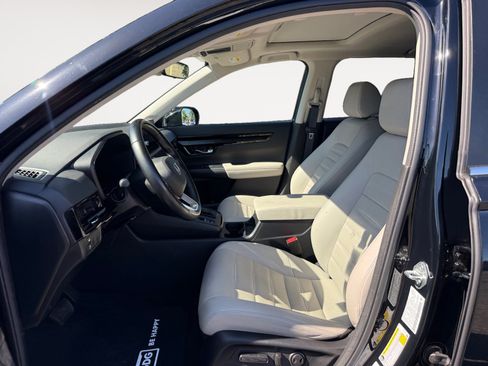 Used 2025 Honda CR-V EX-L image 10