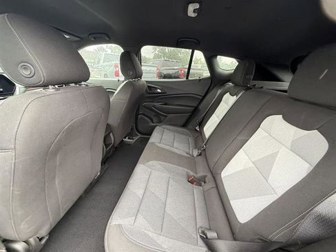 Used 2024 Chevrolet Trax RS w/ Driver Confidence Package image 24