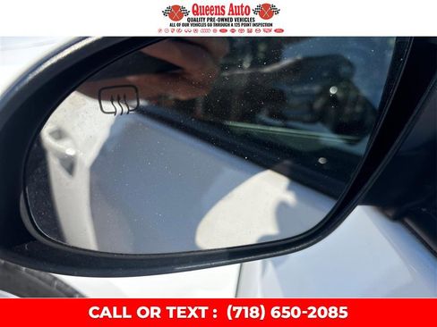 Used 2019 Toyota Corolla LE FWD image 32