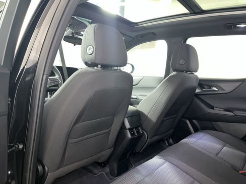 Used 2025 Chevrolet Equinox LT AWD/4WD image 26