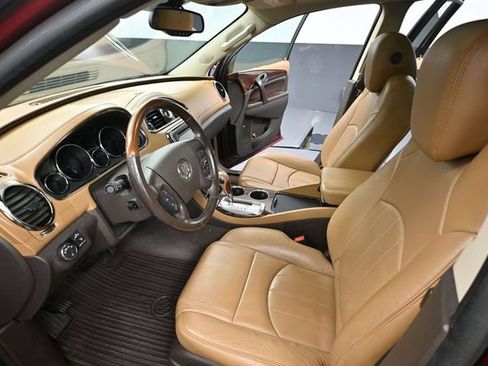 Used 2017 Buick Enclave Premium w/ Experience Buick Package AWD/4WD image 23