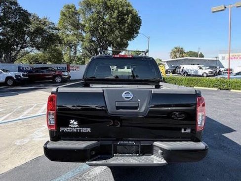 Used 2008 Nissan Frontier LE image 6
