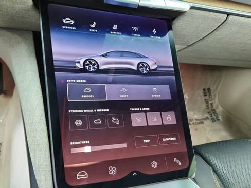 Used 2022 Lucid Air Grand Touring image 49