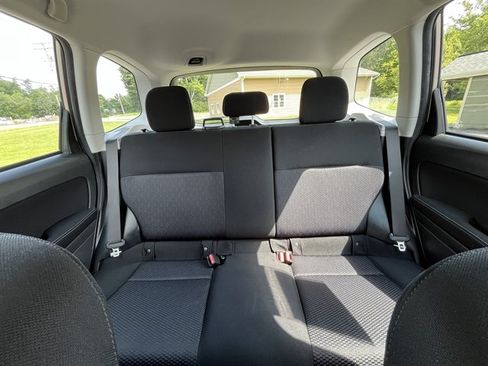 Used 2015 Subaru Forester 2.5i AWD/4WD image 24