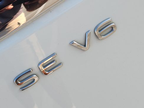 Used 2022 Volkswagen Atlas SE w/ Panoramic Sunroof Package image 13