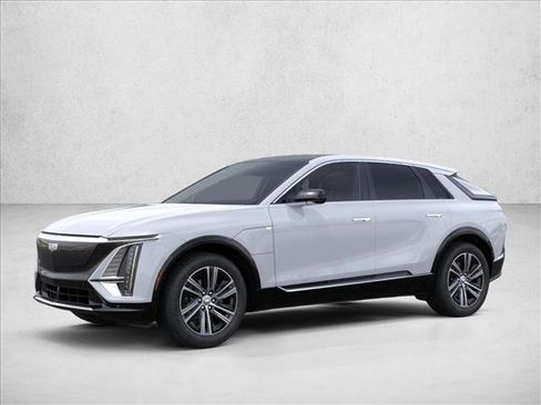 New 2026 Cadillac Lyriq Luxury image 3