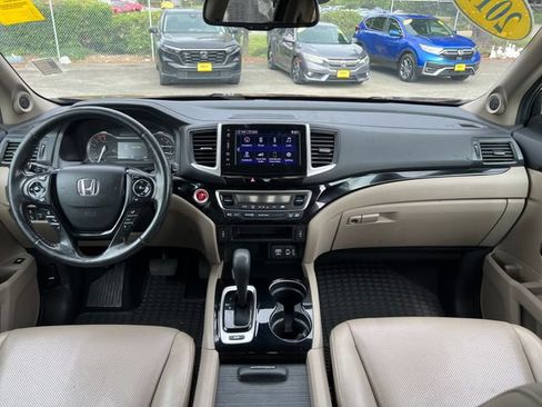 Used 2019 Honda Ridgeline RTL-E image 11
