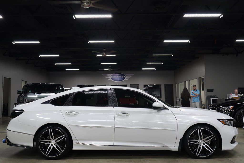 Used 2021 Honda Accord Touring image 6