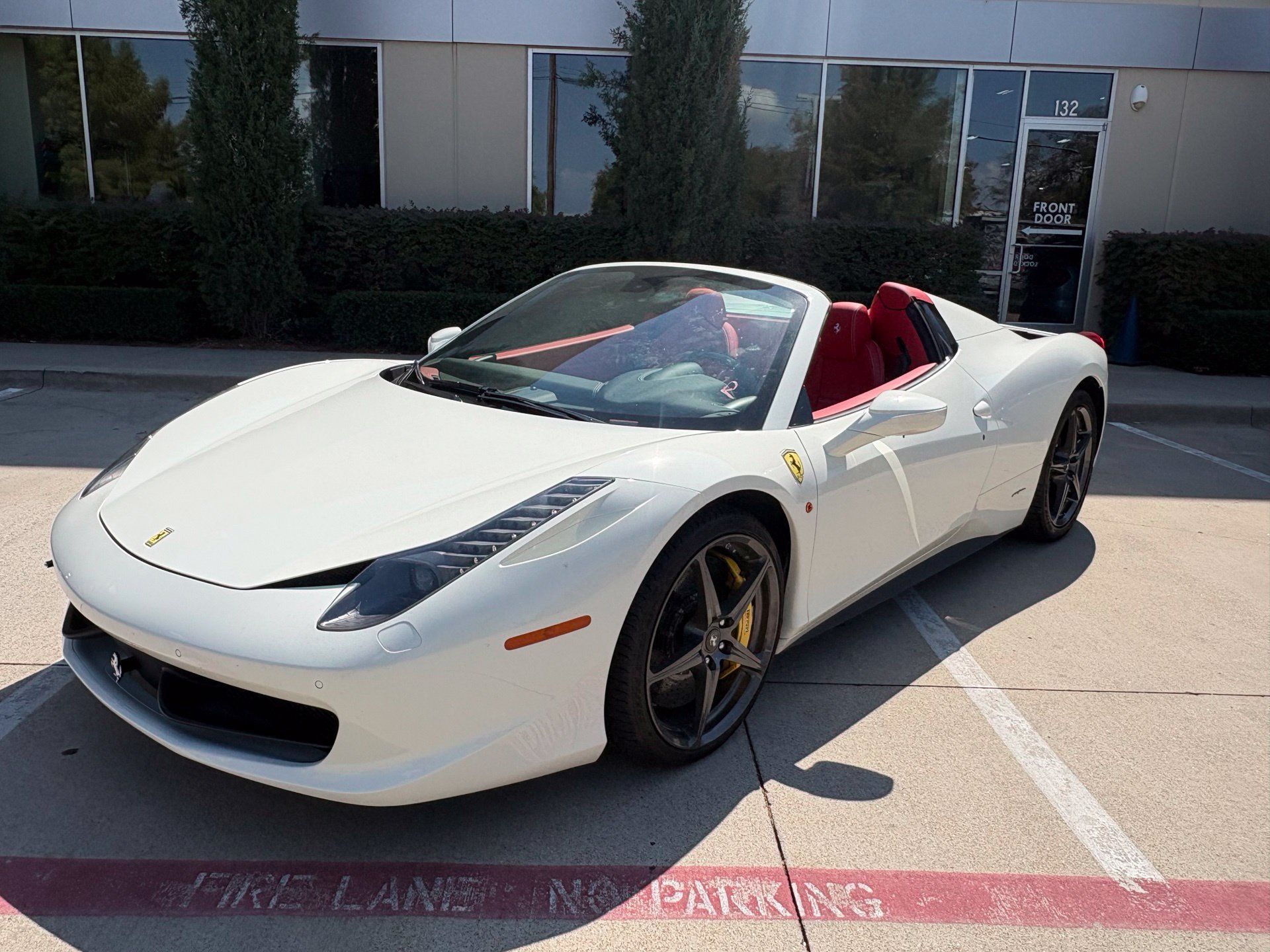 Used 2015 Ferrari 458 Spider RWD image 1