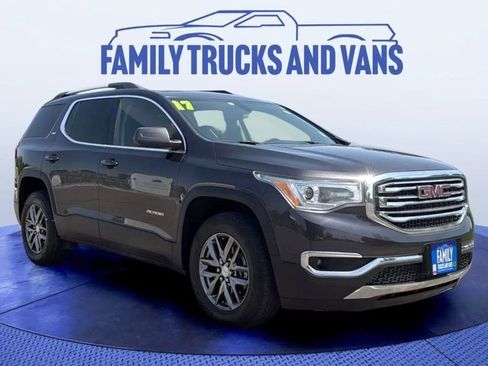 Used 2017 GMC Acadia SLT image 7