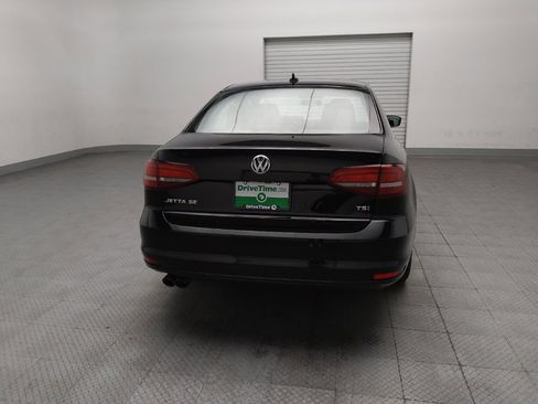 Used 2017 Volkswagen Jetta SE FWD image 7